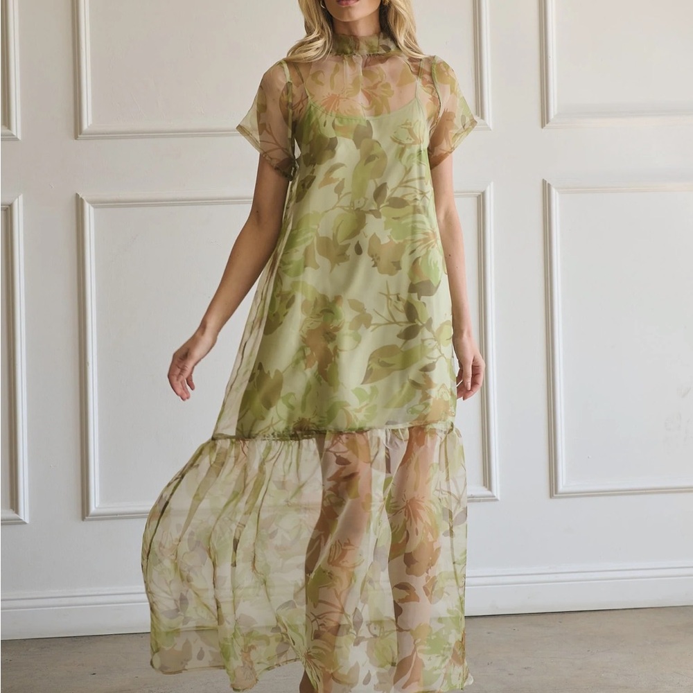 Sugar Lips Ellery Floral Dime Organza dress